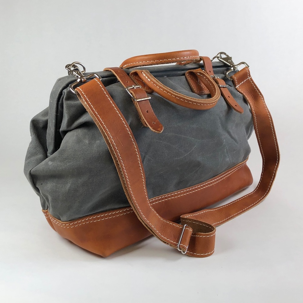Wood & Faulk Weekender Bag - Pewter Canvas and Tan Leather